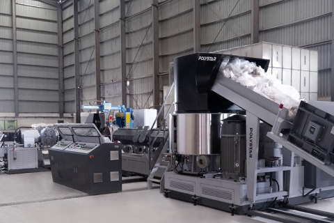 A Leading US Plastic Manufacturer Installs His First Recycling Machine for Washed LDPE Film